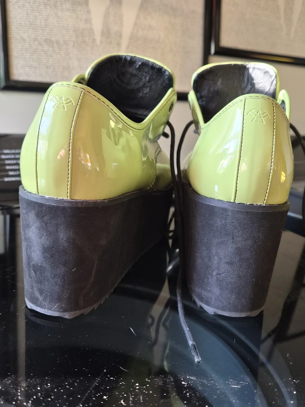 YRU Strange Cvlt Stomp Lo Green Size 8